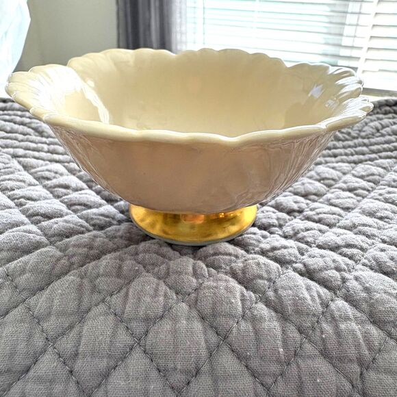 Lenox Ivory Porcelain Dorian Trinket Dish Trimmed in Gold Vintage - Picture 3 of 7